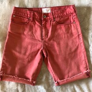 Urban Outfitters salmon faded denim shorts 30W
